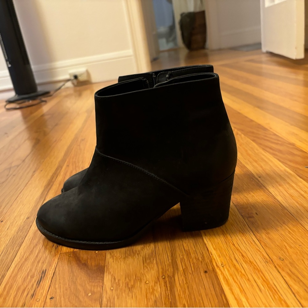 Blondo booties size 7.5 great condition